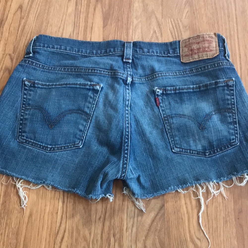 Levis Jean Shorts frayed skinny size 34 - Picture 6 of 7